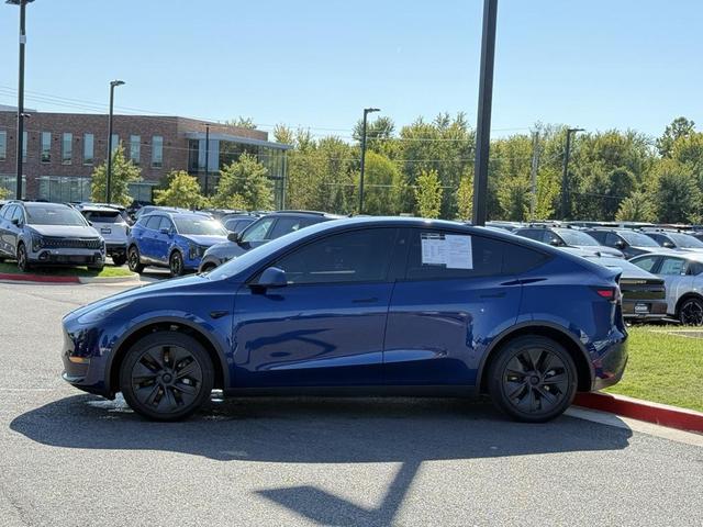 Photo of 2024 Deep Blue Metallic Tesla Model Y