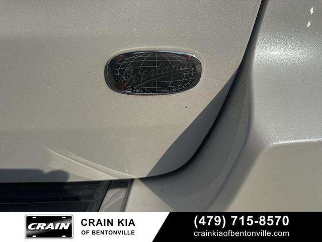 Photo of 2018 Ivory 3-Coat Jeep Grand Cherokee