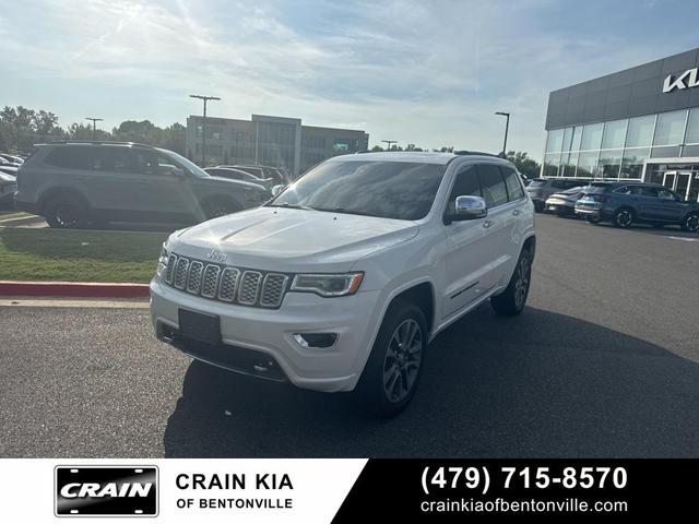 Photo of 2018 Ivory 3-Coat Jeep Grand Cherokee