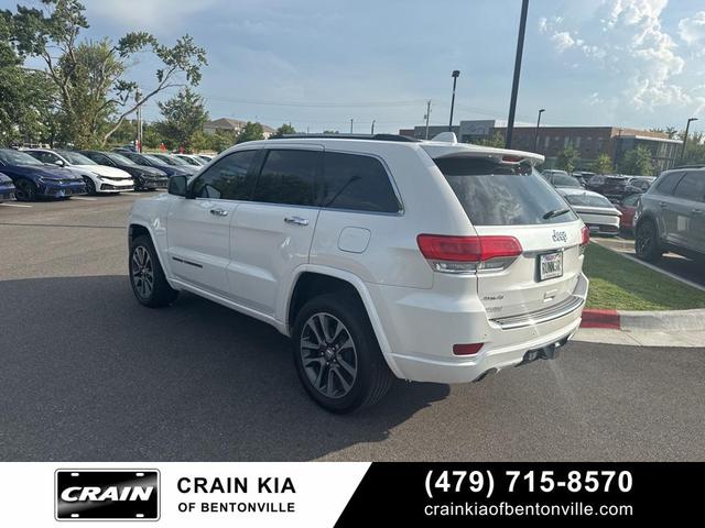 Photo of 2018 Ivory 3-Coat Jeep Grand Cherokee