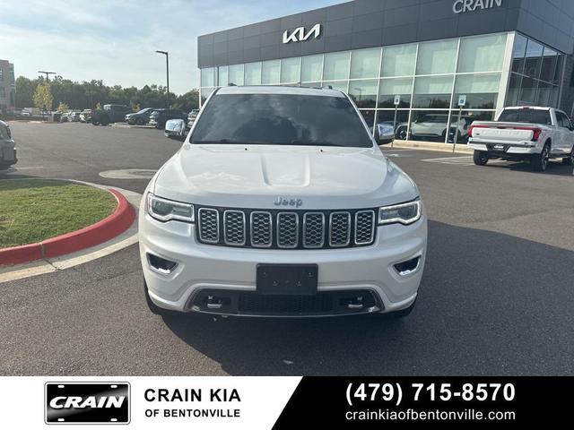 Photo of 2018 Ivory 3-Coat Jeep Grand Cherokee