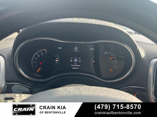 Photo of 2018 Ivory 3-Coat Jeep Grand Cherokee