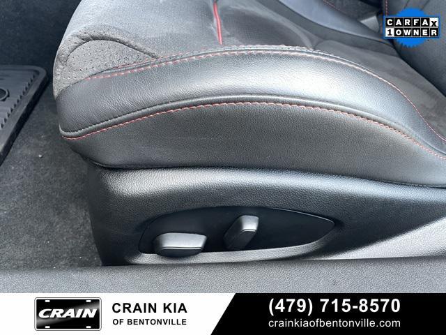 Photo of 2023 Black Chevrolet Camaro
