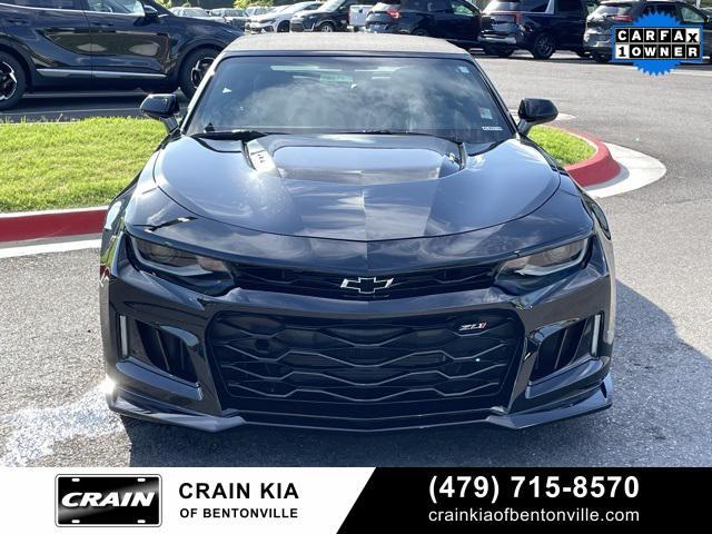 Photo of 2023 Black Chevrolet Camaro
