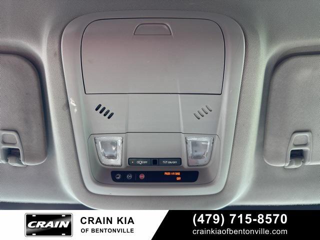 Photo of 2018 Summit White GMC Acadia