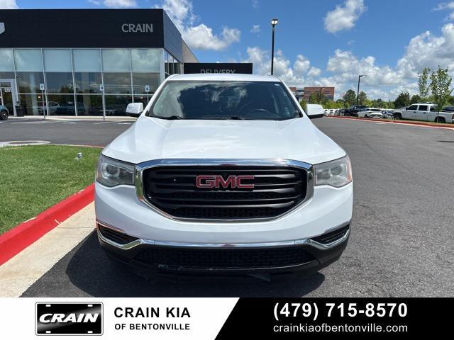 Photo of 2018 Summit White GMC Acadia