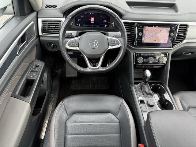 Photo of 2021 Pure White Volkswagen Atlas