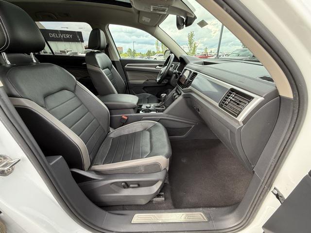 Photo of 2021 Pure White Volkswagen Atlas