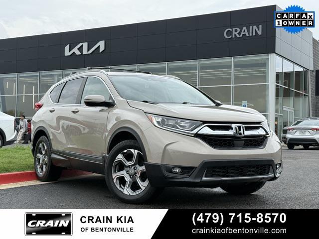 Photo of 2017 Sandstorm Metallic Honda CR-V