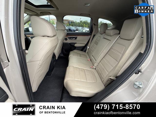 Photo of 2017 Sandstorm Metallic Honda CR-V