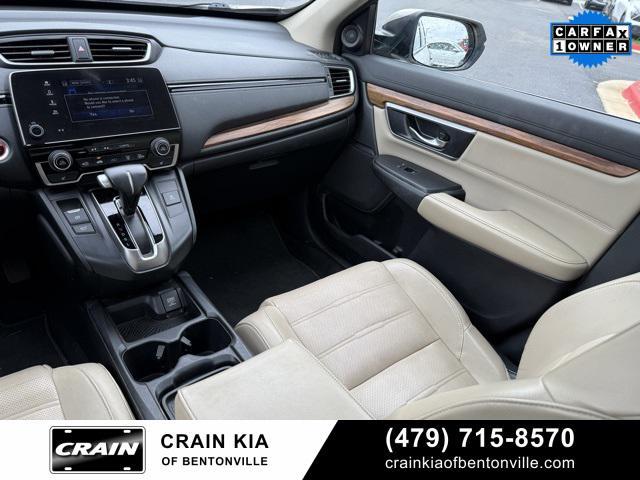 Photo of 2017 Sandstorm Metallic Honda CR-V
