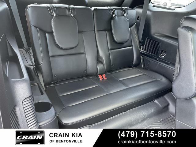 Photo of 2022 Star White Metallic Tri-Coat Ford Explorer