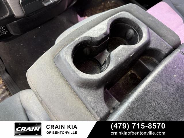 Photo of 2019 Granite Crystal Metallic Clearcoat RAM 1500