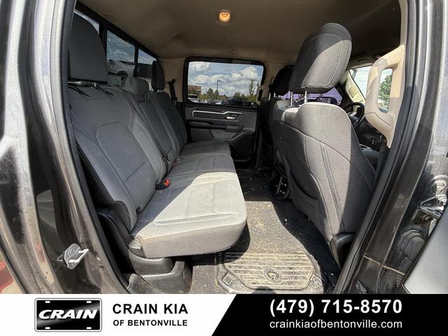 Photo of 2019 Granite Crystal Metallic Clearcoat RAM 1500