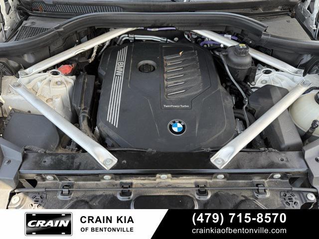 Photo of 2022 Alpine White BMW X5