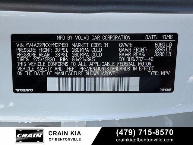 Photo of 2017 Crystal White Pearl Metallic Volvo XC90