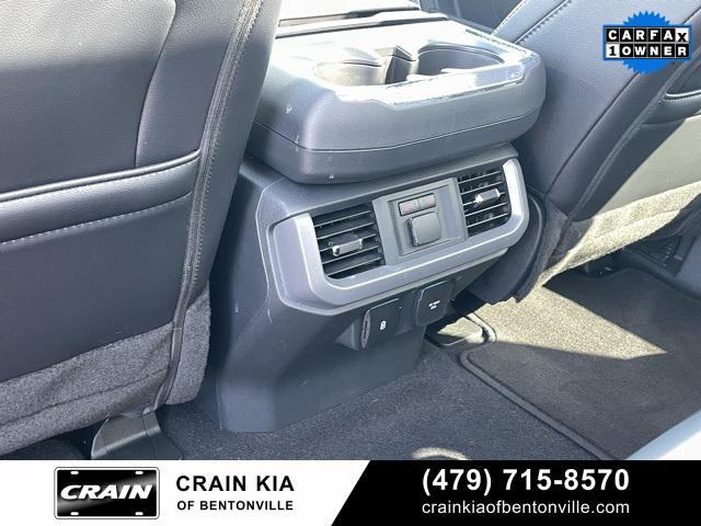Photo of 2025 Black Metallic Ford F-150 Lightning