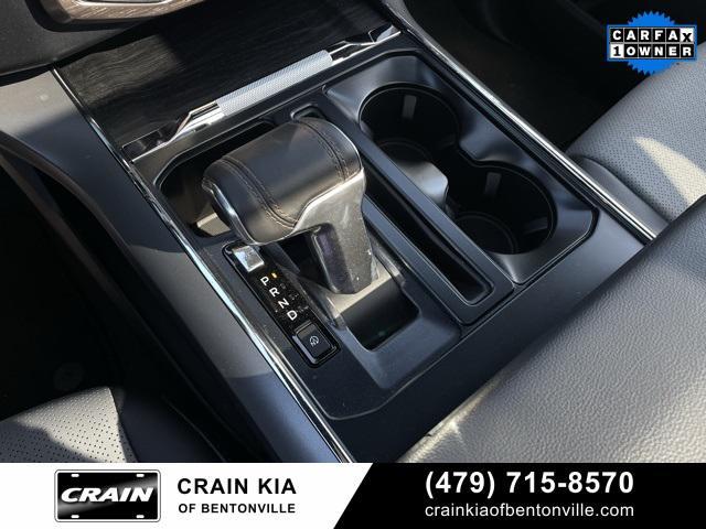 Photo of 2025 Black Metallic Ford F-150 Lightning