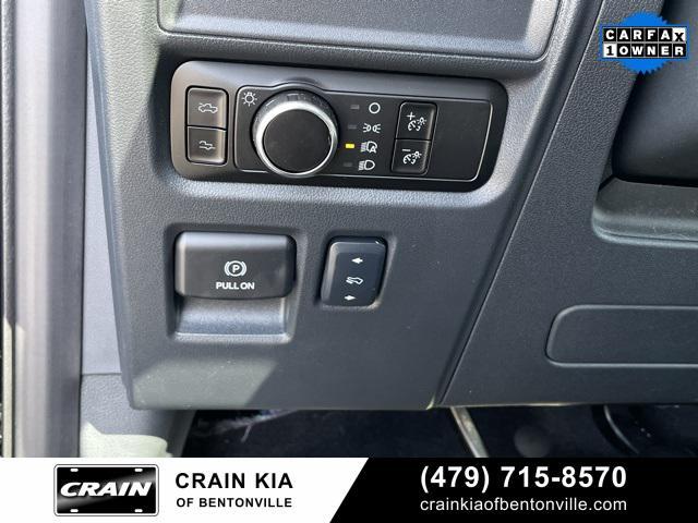 Photo of 2025 Black Metallic Ford F-150 Lightning