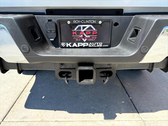 Photo of 2021 Oxford White Ford F-350