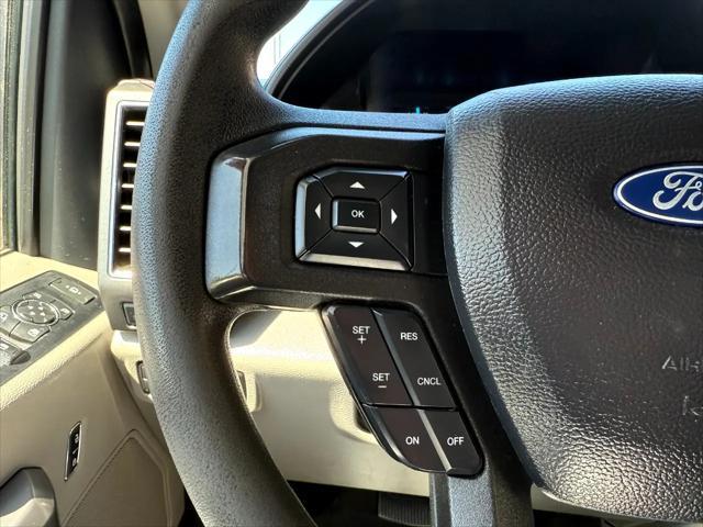 Photo of 2021 Oxford White Ford F-350