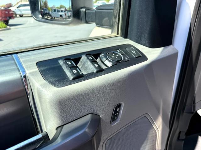 Photo of 2021 Oxford White Ford F-350