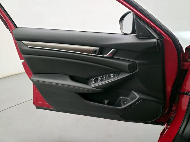 Photo of 2021 Red Honda Accord