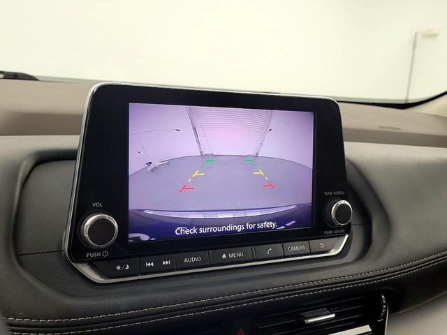 Photo of 2022 Gray Nissan Rogue
