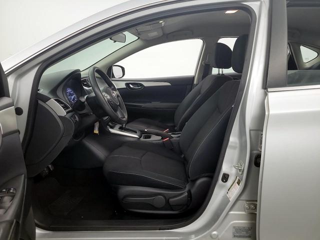 Photo of 2018 Silver Nissan Sentra