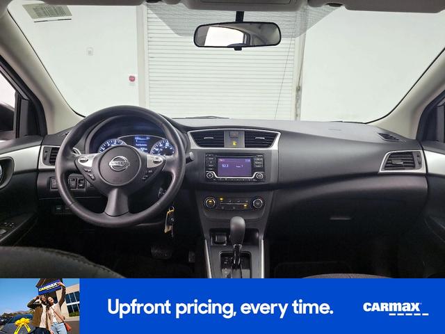 Photo of 2018 Silver Nissan Sentra