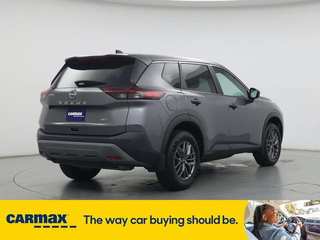 Photo of 2022 Gray Nissan Rogue