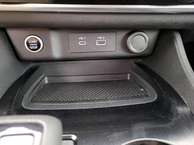 Photo of 2022 Gray Nissan Rogue