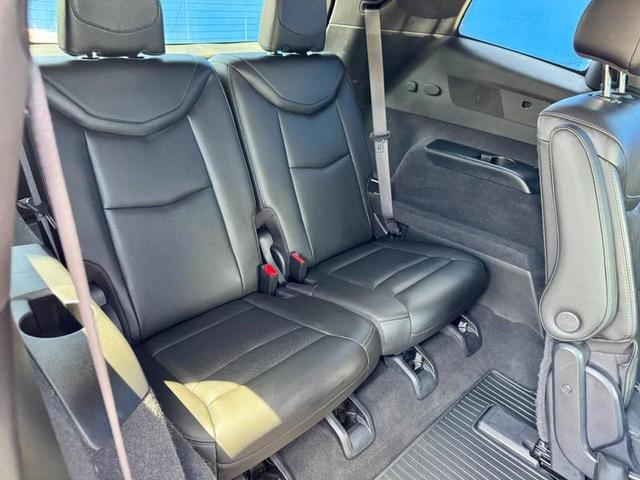 Photo of 2020 Stellar Black Metallic Cadillac XT6