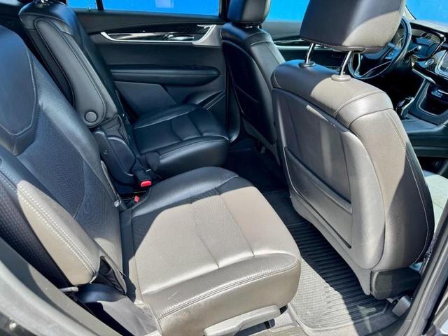 Photo of 2020 Stellar Black Metallic Cadillac XT6