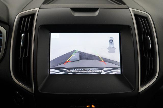 Photo of 2020 Oxford White Ford Edge