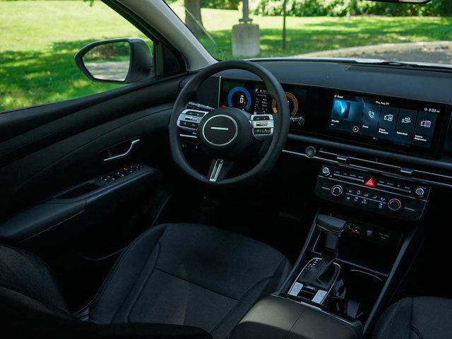 Photo of 2025 Phantom Black Hyundai TUCSON