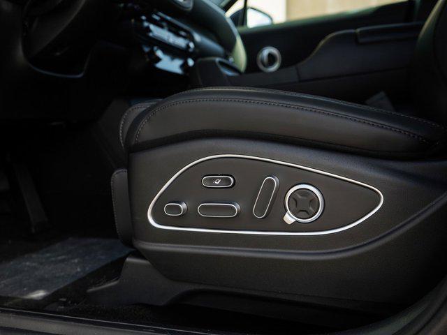 Photo of 2026 Creamy White Pearl Hyundai PALISADE