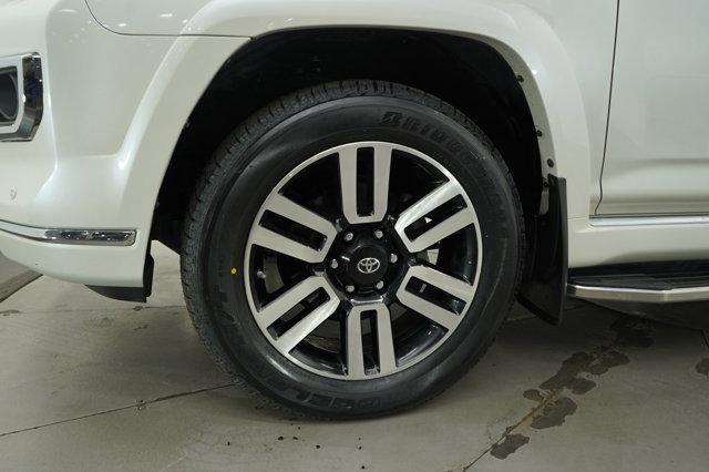 Photo of 2020 Blizzard Pearl Toyota 4Runner