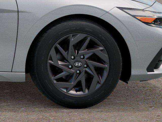 Photo of 2025 Fluid Metal Hyundai ELANTRA HEV