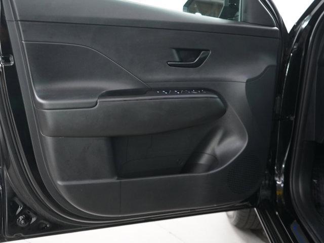 Photo of 2025 Abyss Black Pearl Hyundai KONA