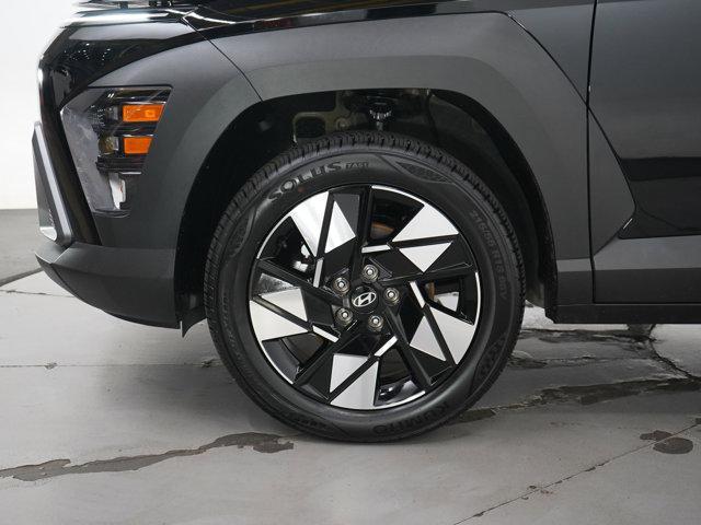 Photo of 2025 Abyss Black Pearl Hyundai KONA