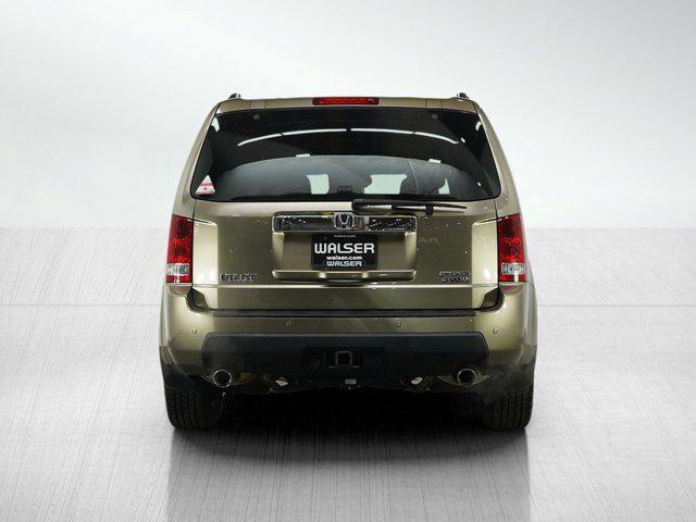 Photo of 2009 Gold Honda Pilot