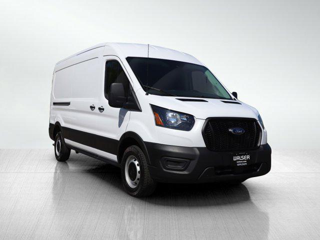 Photo of 2024 Oxford White Ford Transit-250