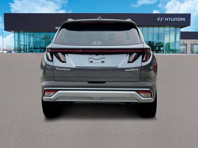 Photo of 2025 Titan Gray Hyundai TUCSON Hybrid