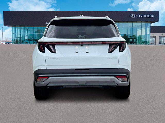 Photo of 2025 Creamy White Pearl Hyundai TUCSON Hybrid