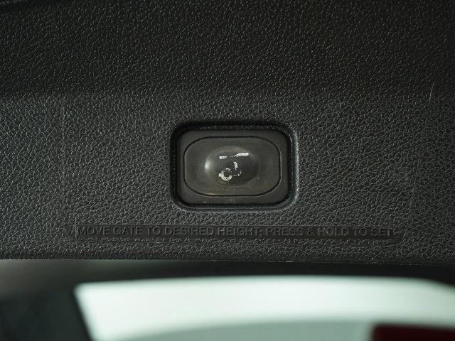 Photo of 2017 Oxford White Ford Explorer