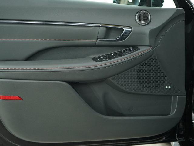 Photo of 2024 Onyx Black Hyundai SONATA
