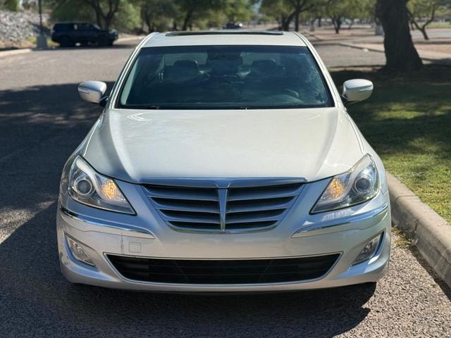 Photo of 2012 Silver Hyundai Genesis