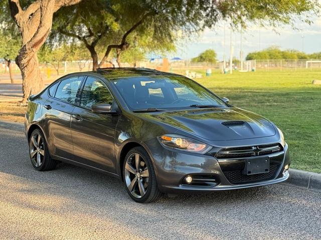 Photo of 2016 Gray Dodge Dart