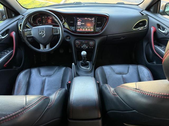 Photo of 2016 Gray Dodge Dart